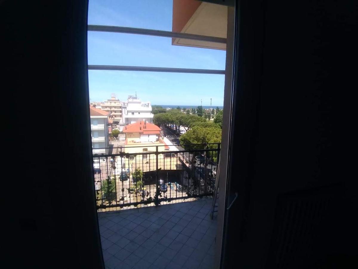 Appartamento Vista Mare Misano Adriatico Exterior photo