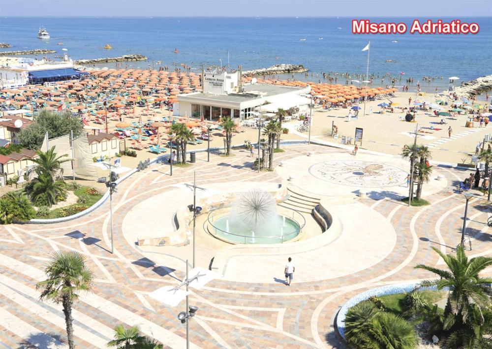 Appartamento Vista Mare Misano Adriatico Exterior photo