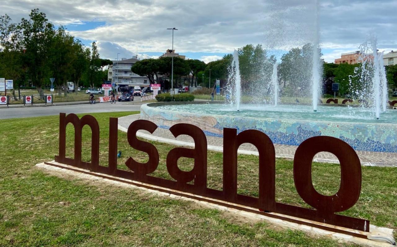 Appartamento Vista Mare Misano Adriatico Exterior photo